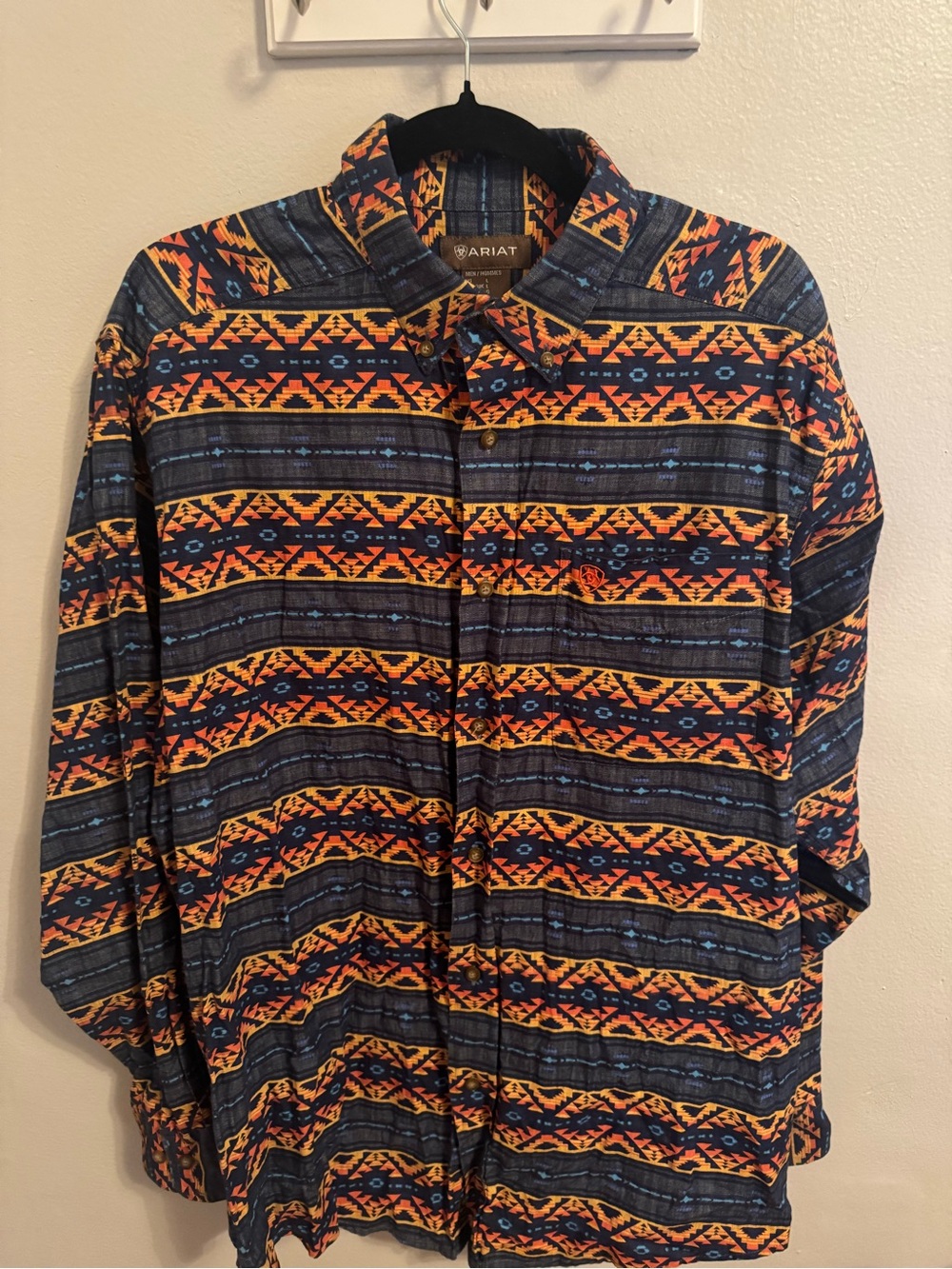 Ariat Men’s Large Southwestern Aztec Western Button Down Long Sleeve Shirt
